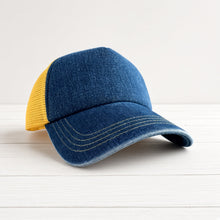 Load image into Gallery viewer, Jeans Edition
